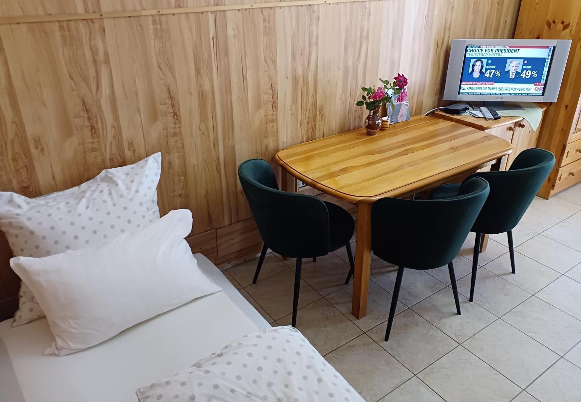 Kőszeg Blues Ryokan מראה חיצוני תמונה