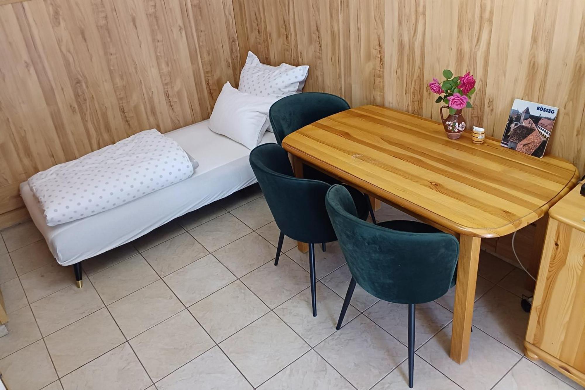 Kőszeg Blues Ryokan מראה חיצוני תמונה