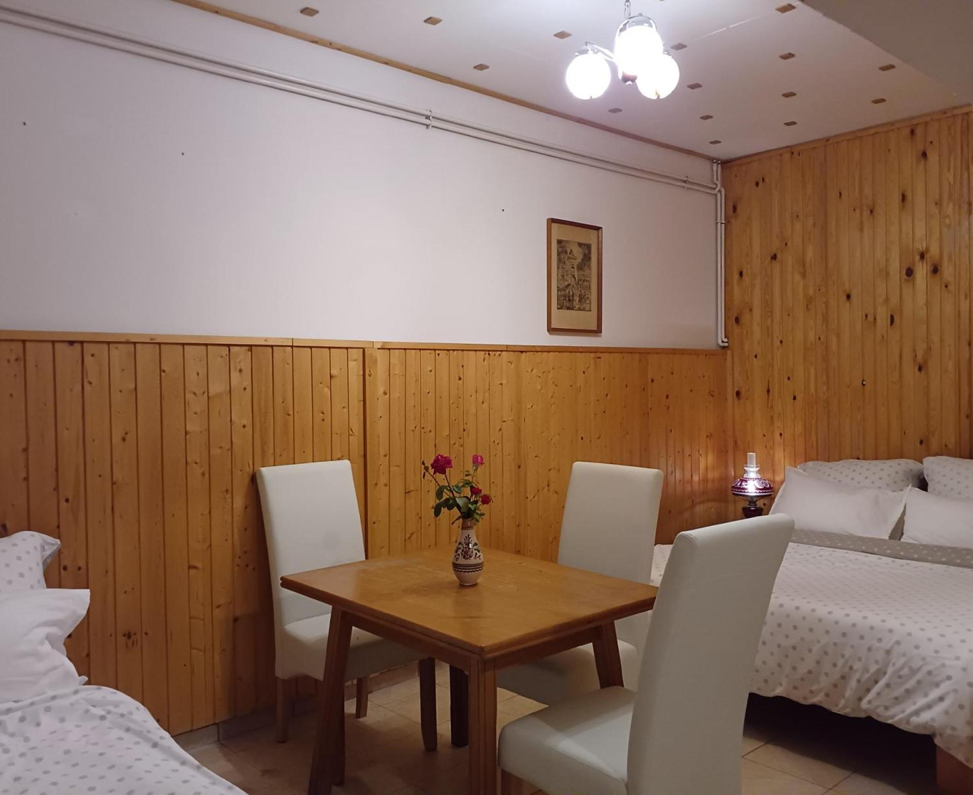 Kőszeg Blues Ryokan מראה חיצוני תמונה