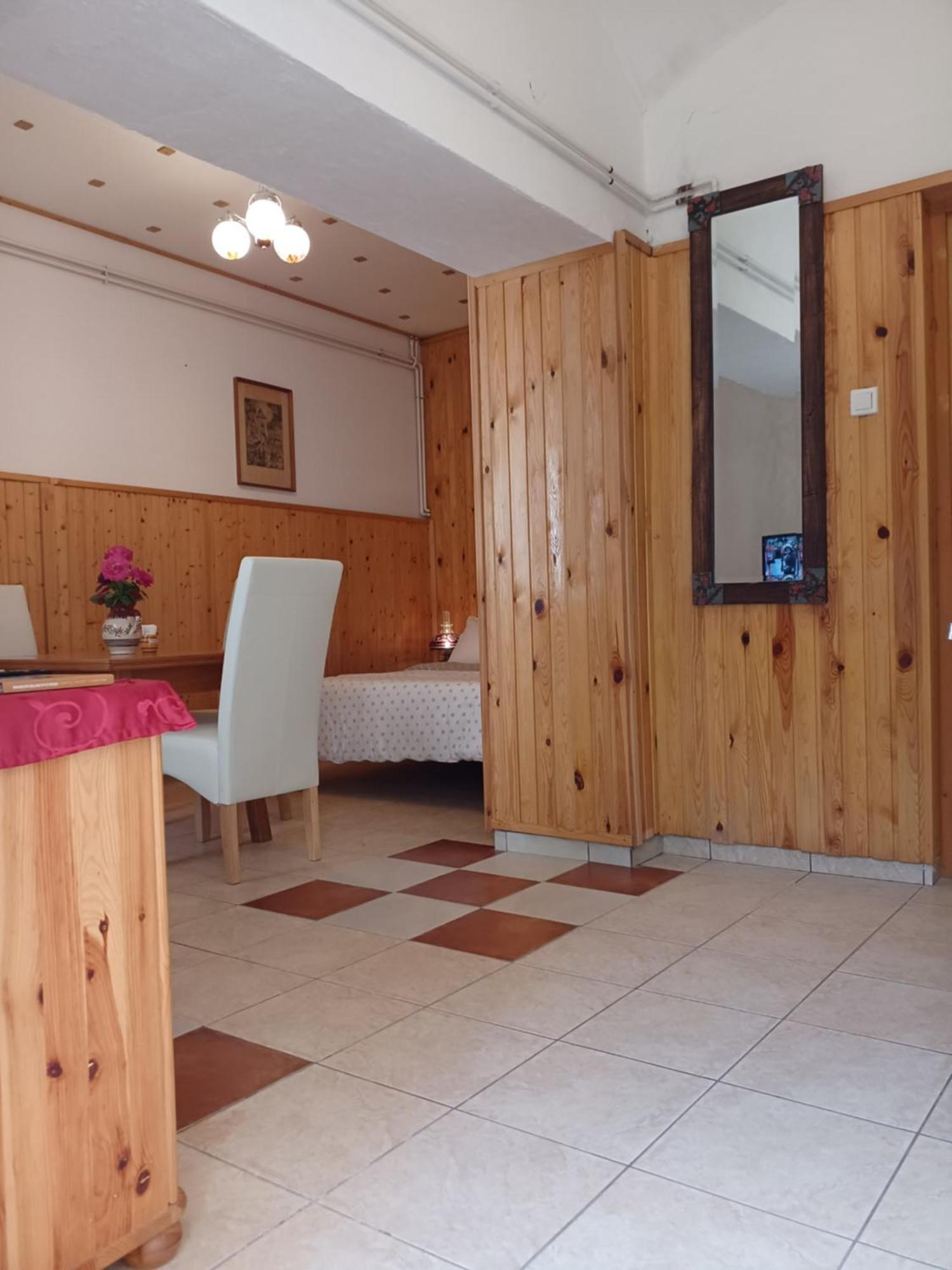 Kőszeg Blues Ryokan מראה חיצוני תמונה